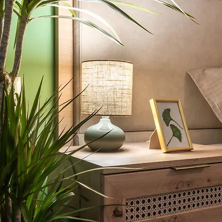 Vera Sweet וארנה